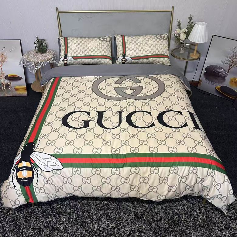 Gucci 2.0x2.3m (28) 3133034