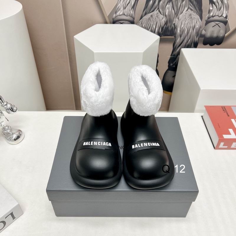 Balenciaga sz35 40 2C J1001 061489967 2472697 Balenciaga sz35 40 2C J1001 061489967 2472697