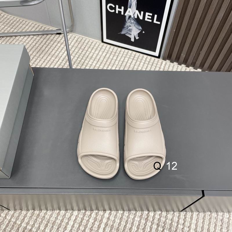 Balenciaga sz35 40 J02002W01 2393027 Balenciaga sz35 40 J02002W01 2393027