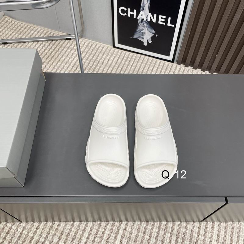 Balenciaga sz35 40 J02002W13 2393015 Balenciaga sz35 40 J02002W13 2393015