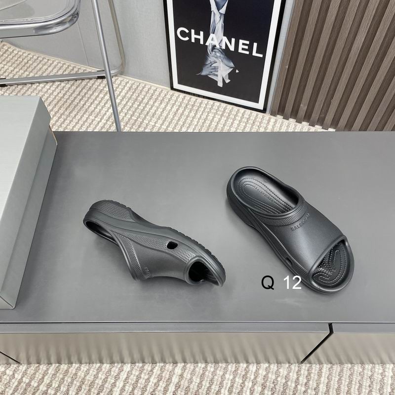 Balenciaga sz35 40 J02002W19 2393009 Balenciaga sz35 40 J02002W19 2393009