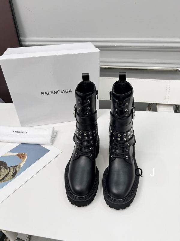 Balenciaga sz35 40 J110501 2716213 Balenciaga sz35 40 J110501 2716213