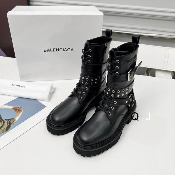 Balenciaga sz35 40 J110502 2716212 Balenciaga sz35 40 J110502 2716212