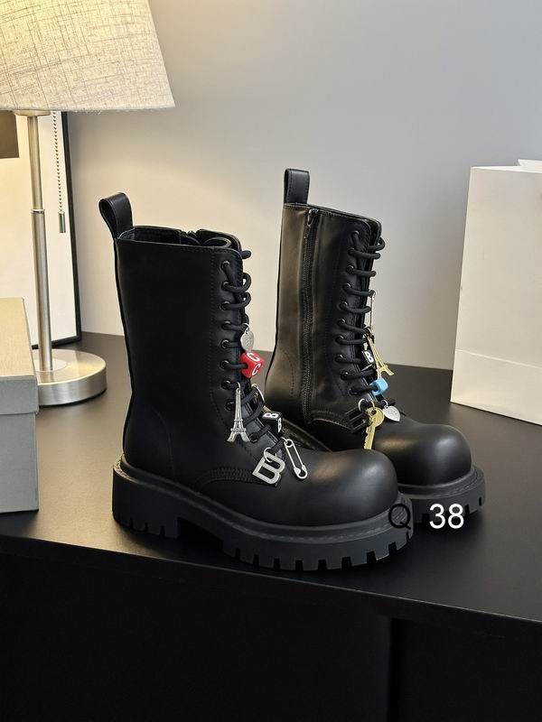 Balenciaga sz35 40 LY0802 03 2663358 Balenciaga sz35 40 LY0802 03 2663358