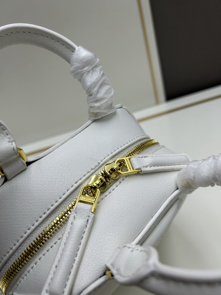 Givenchy Antigona 17x14x11cm ss26 1979495 Givenchy Antigona 17x14x11cm ss26 1979495