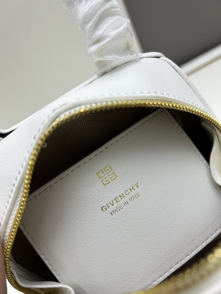 Givenchy Antigona 17x14x11cm ss28 1979493 Givenchy Antigona 17x14x11cm ss28 1979493