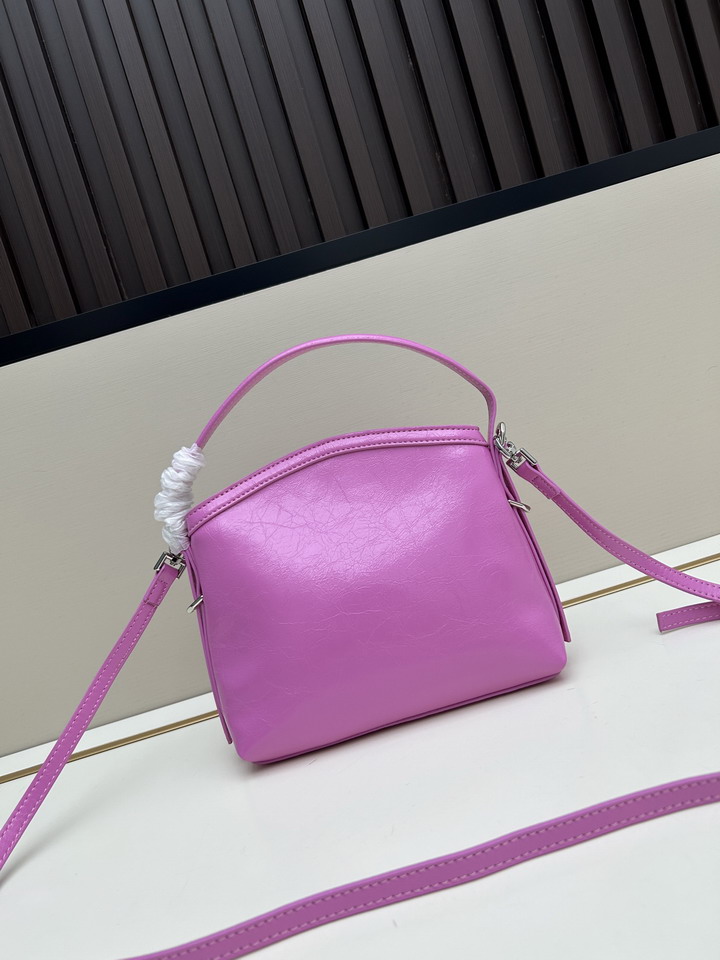 Givenchy Voyou 19x16 5x4cm ss23 1979549 Givenchy Voyou 19x16 5x4cm ss23 1979549