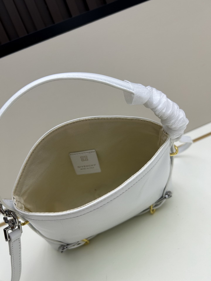 Givenchy Voyou 19x16 5x4cm ss47 1979562 Givenchy Voyou 19x16 5x4cm ss47 1979562