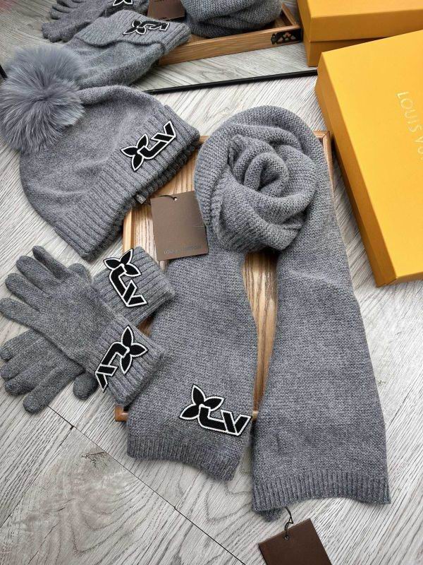 LV Scarf Hat Gloves hm (52) 3339118