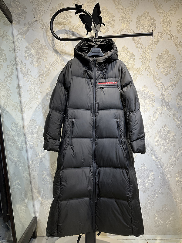 Prada S XL 26yr77 (1) 3670430