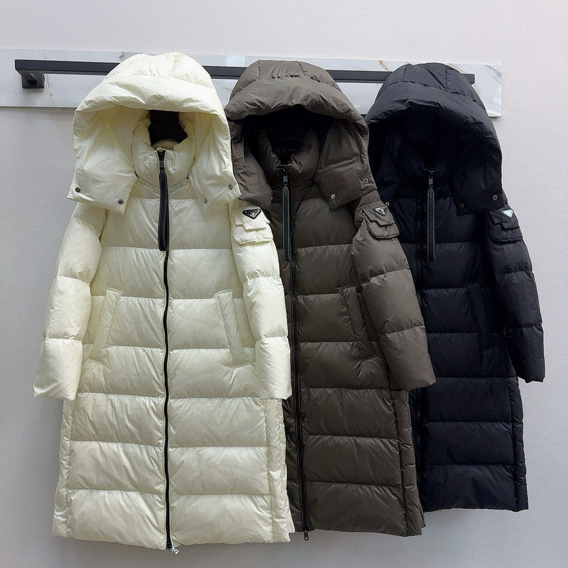 Prada S XL 26yr79 (1) 3670526