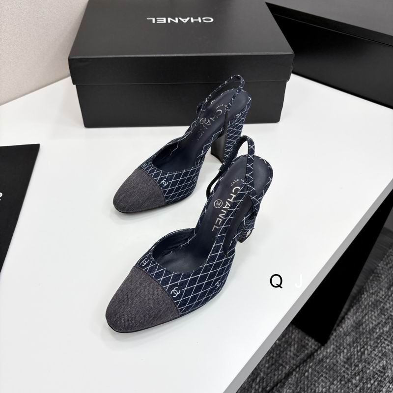 Chanel sz35 40 J1101 01 2722021 Chanel sz35 40 J1101 01 2722021