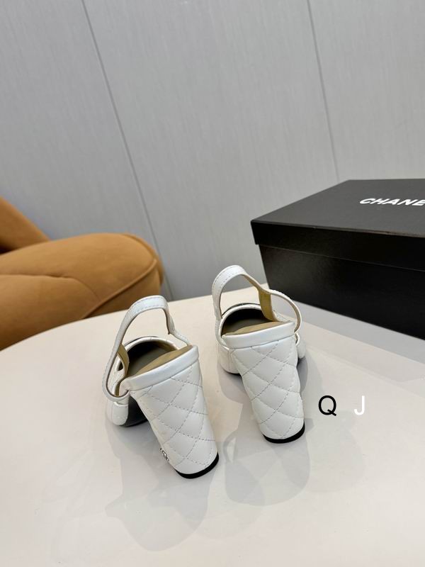 Chanel sz35 40 J1106 07 2721147 Chanel sz35 40 J1106 07 2721147