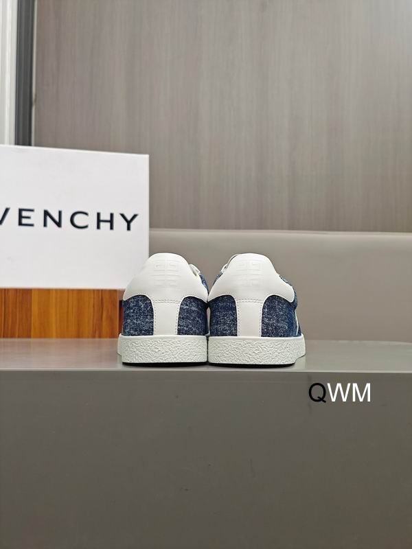 Givenchy sz35 44 WM0201 20 2349269 Givenchy sz35 44 WM0201 20 2349269