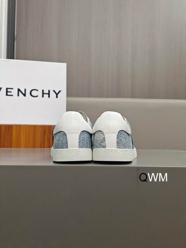 Givenchy sz35 44 WM0201 25 2349264 Givenchy sz35 44 WM0201 25 2349264