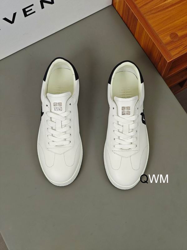 Givenchy sz35 44 WM0201 31 2349258 Givenchy sz35 44 WM0201 31 2349258