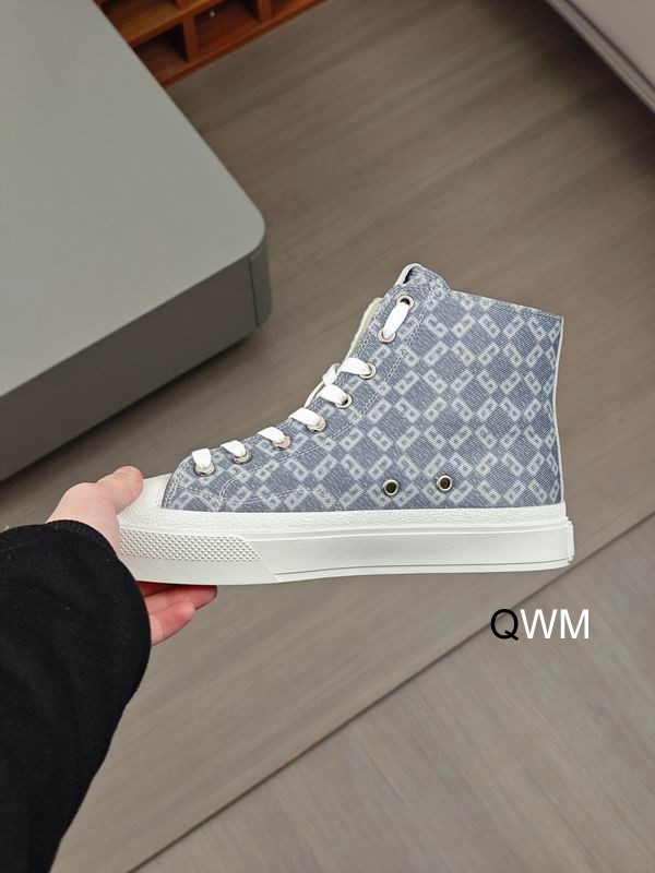 Givenchy sz35 44 WM020412 2349372 Givenchy sz35 44 WM020412 2349372