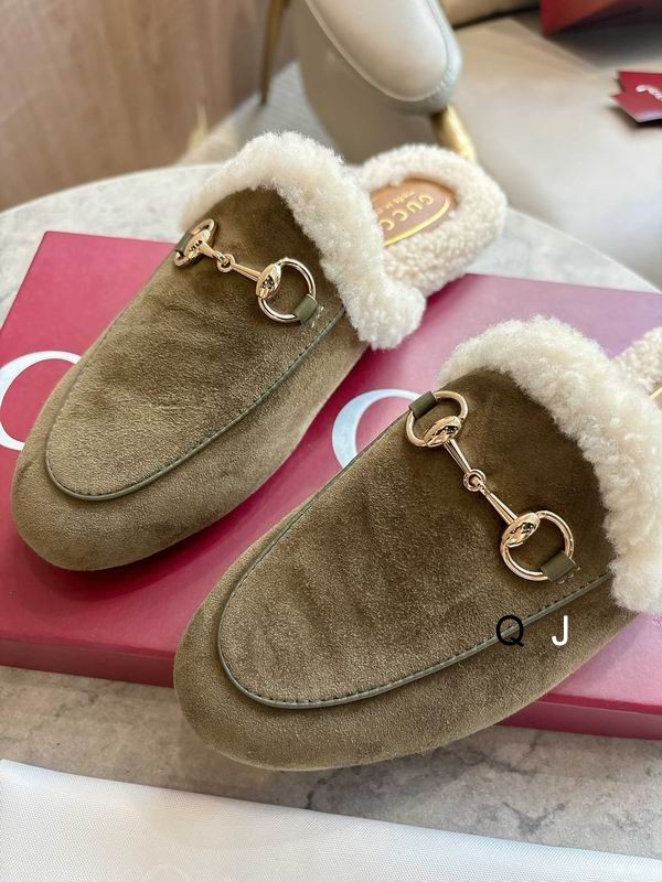 Gucci sz35 40 J110612 2720910 Gucci sz35 40 J110612 2720910