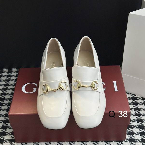 Gucci sz35 40 LY1106V01 2719607 Gucci sz35 40 LY1106V01 2719607