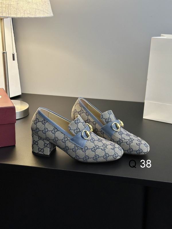 Gucci sz35 40 LY1106V11 2719597 Gucci sz35 40 LY1106V11 2719597