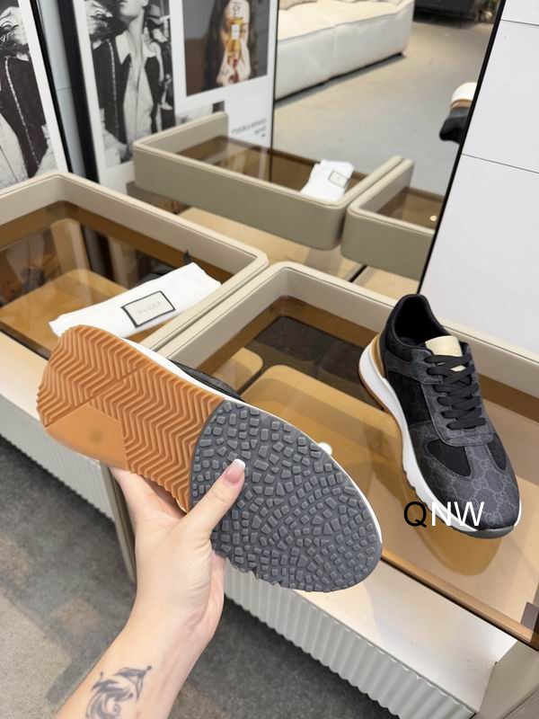 Gucci sz39 44 N1101 04 2719497 Gucci sz39 44 N1101 04 2719497