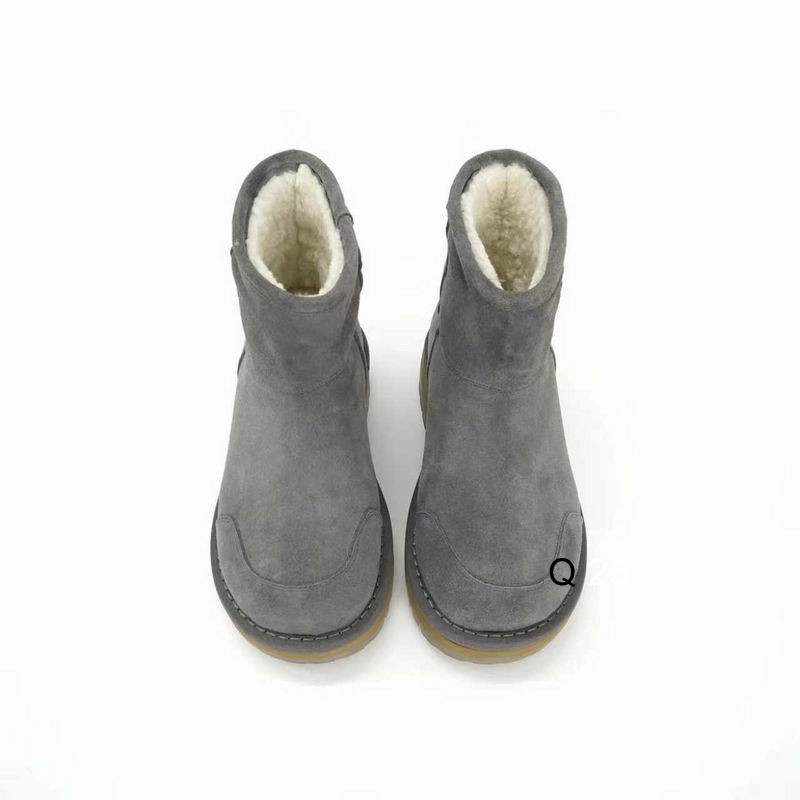 UGG sz35 40 JH1106 05 2720378 UGG sz35 40 JH1106 05 2720378
