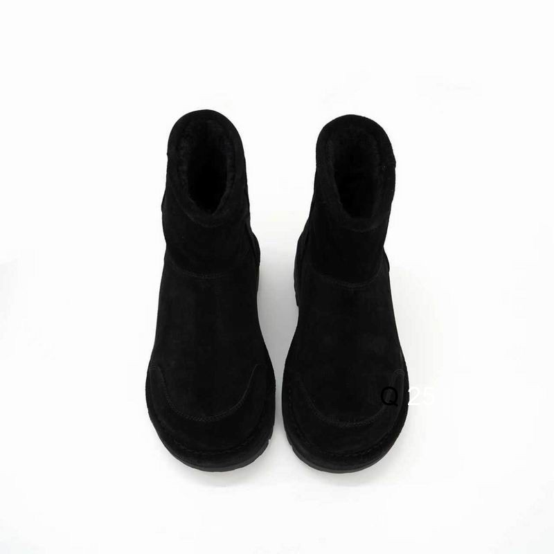 UGG sz35 40 JH1106 11 2720372 UGG sz35 40 JH1106 11 2720372