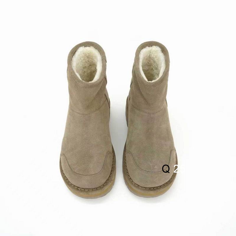 UGG sz35 40 JH1106 14 2720369 UGG sz35 40 JH1106 14 2720369