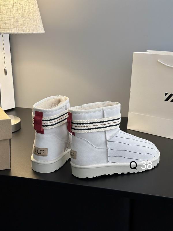 UGG sz35 40 LY1102 03 2720385 UGG sz35 40 LY1102 03 2720385