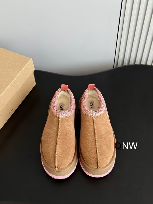 UGG sz35 40 N110 13 2720439 UGG sz35 40 N110 13 2720439