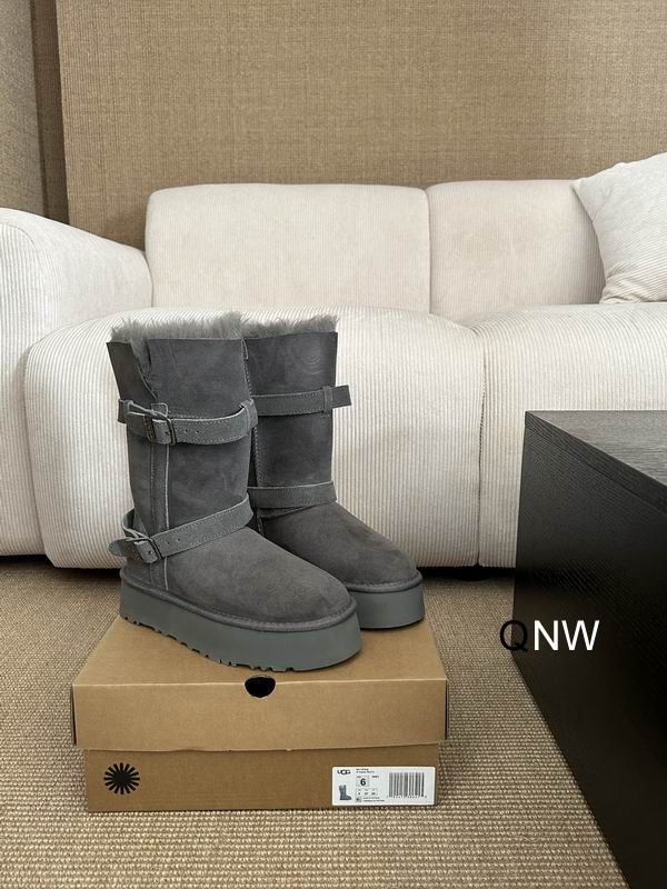 UGG sz35 40 N111306 2720504 UGG sz35 40 N111306 2720504