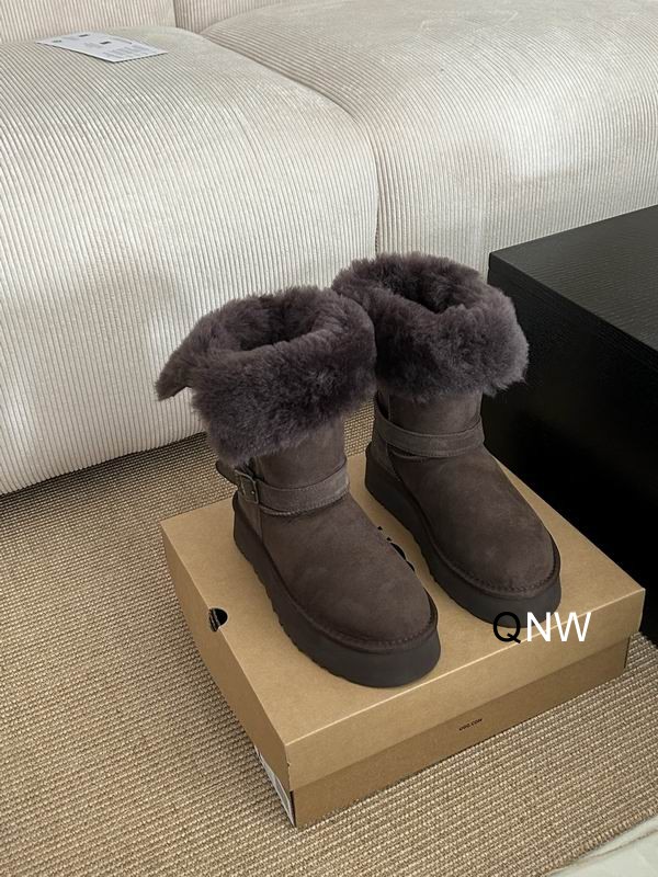 UGG sz35 40 N111314 2720496 UGG sz35 40 N111314 2720496