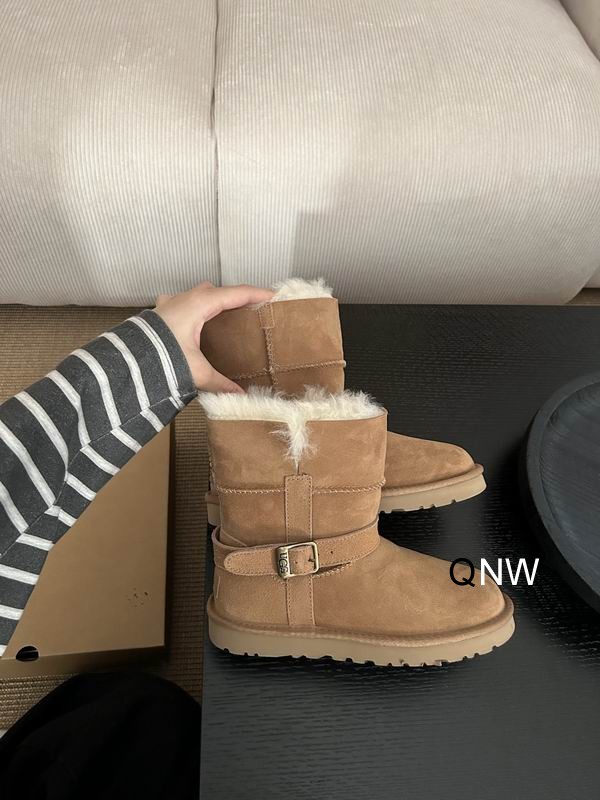 UGG sz35 40 N111402 2720525 UGG sz35 40 N111402 2720525