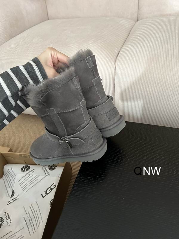 UGG sz35 40 N111409 2720518 UGG sz35 40 N111409 2720518