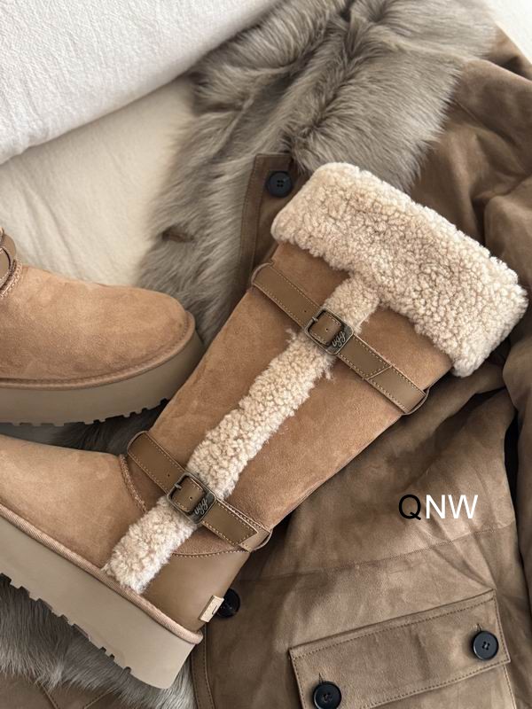 UGG sz35 40 N112303 2720554 UGG sz35 40 N112303 2720554