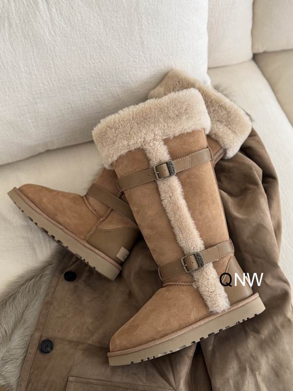 UGG sz35 40 N112307 2720550 UGG sz35 40 N112307 2720550