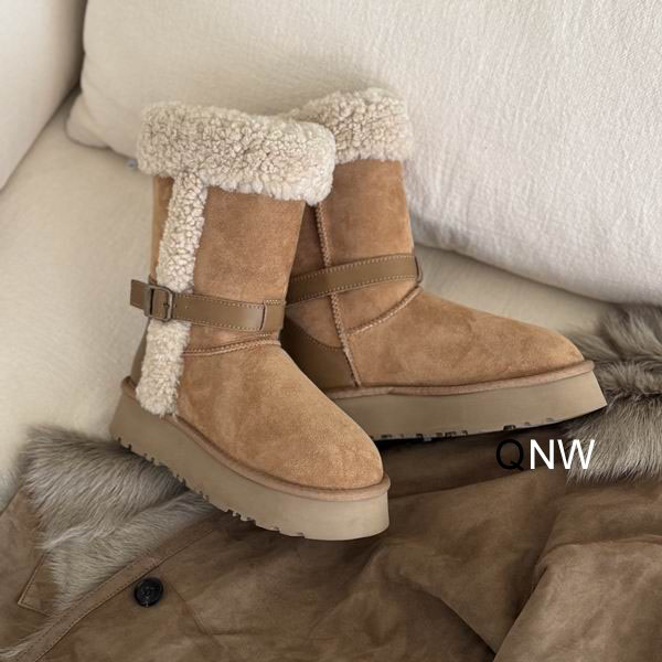 UGG sz35 40 N112802 2720578 UGG sz35 40 N112802 2720578
