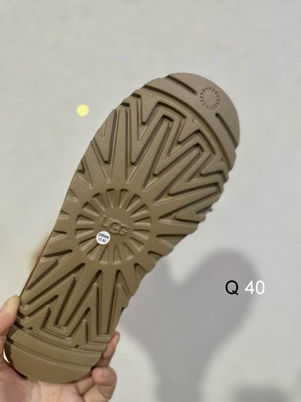 UGG sz38 45 HX110904 2720628 UGG sz38 45 HX110904 2720628