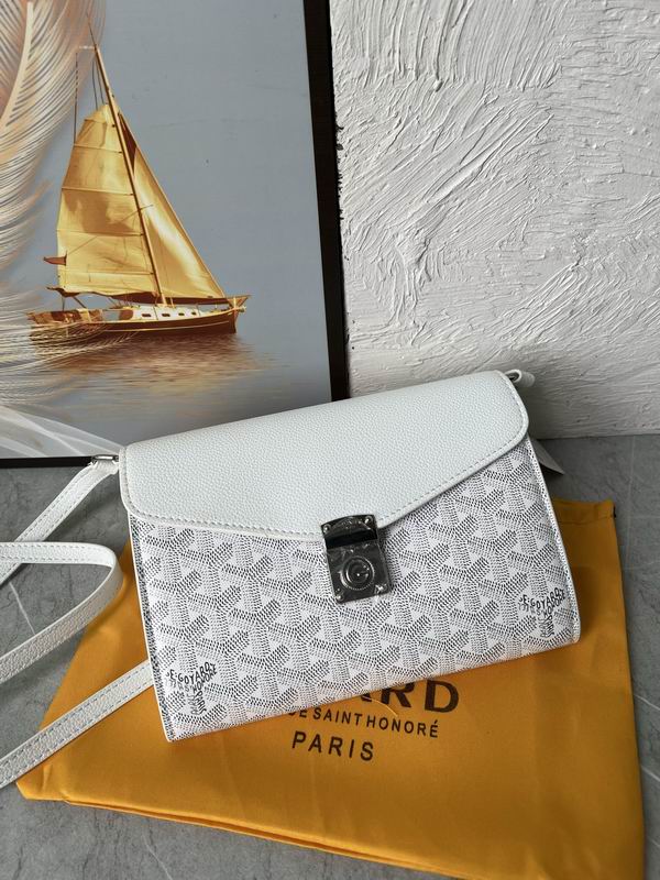 8063 21x4x16cm YT (33) 1994670 8063 21x4x16cm YT (33) 1994670