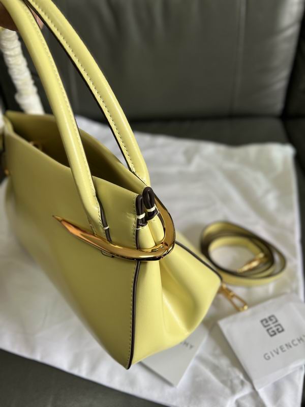 BB515JB2CN 28x12.5x17cm YT (5) 1994051 BB515JB2CN 28x12.5x17cm YT (5) 1994051