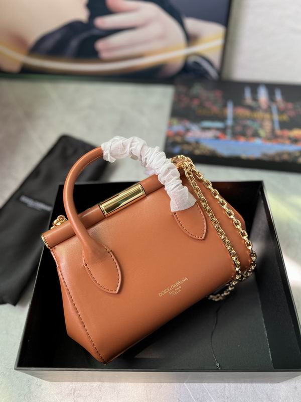 DG 13.5x19x7cm YT 5色 (9) 1993225 DG 13.5x19x7cm YT 5色 (9) 1993225