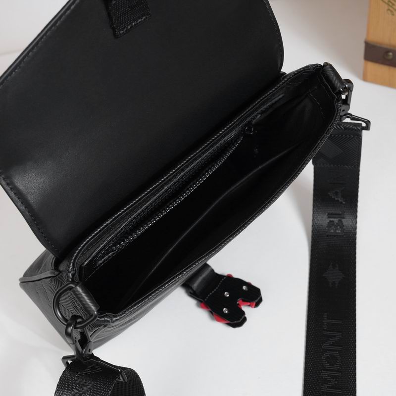 M5081 3 23.5x18.5x8.5cm WP (8) 1994327 M5081 3 23.5x18.5x8.5cm WP (8) 1994327