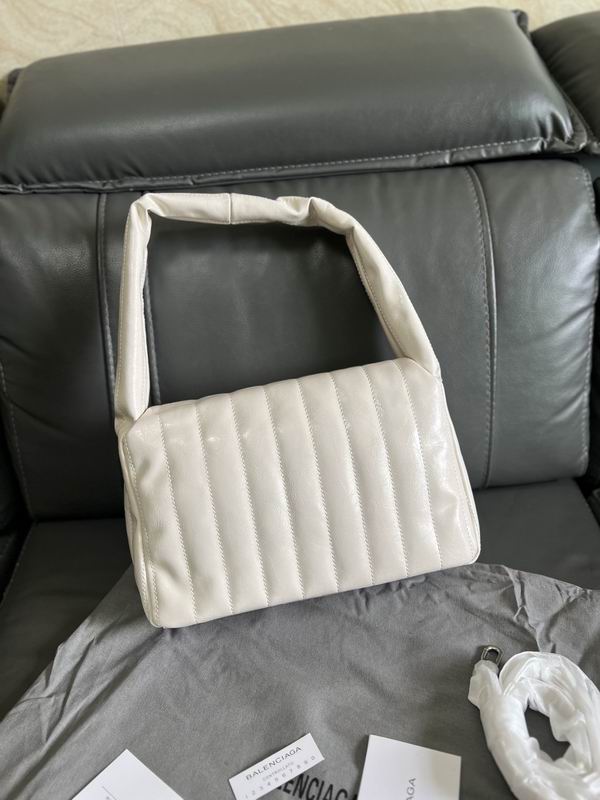 Monaco 27x16x10cm YT (2) 1993920 Monaco 27x16x10cm YT (2) 1993920