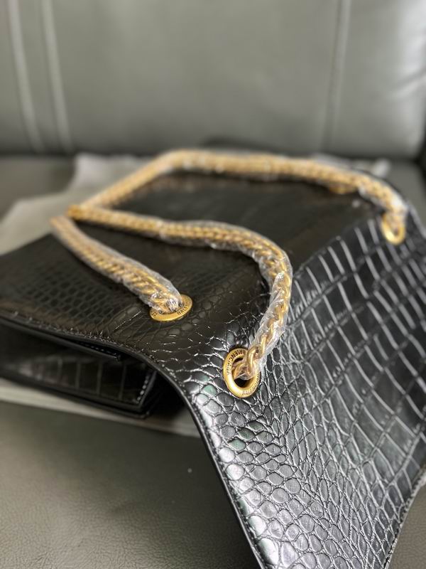 39322 32x13x20.5cm YT (6) 1994691 39322 32x13x20.5cm YT (6) 1994691