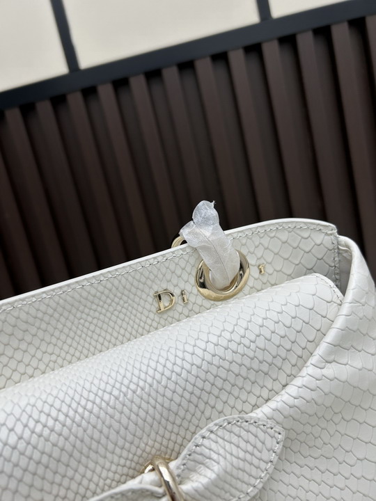 Dior 1A1970 28x10x22cm jj24 2007843 Dior 1A1970 28x10x22cm jj24 2007843