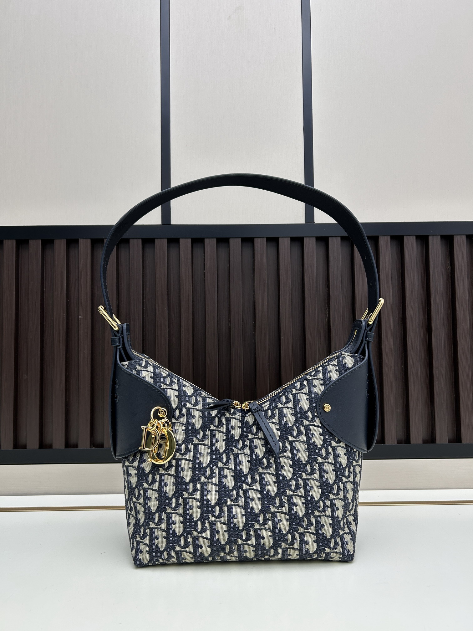 Dior 2846 22x15x9 5cm jj1 2007890 Dior 2846 22x15x9 5cm jj1 2007890