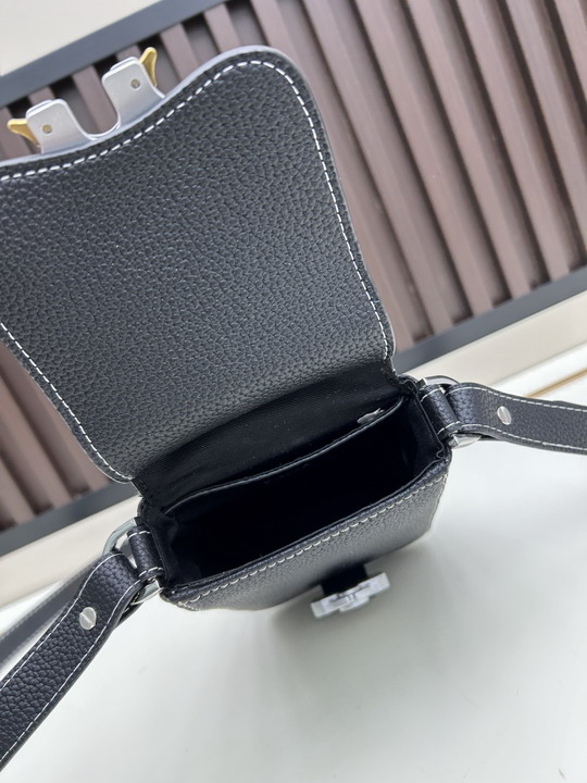 Dior 9042 11x18x3 2cm jj27 2007908 Dior 9042 11x18x3 2cm jj27 2007908