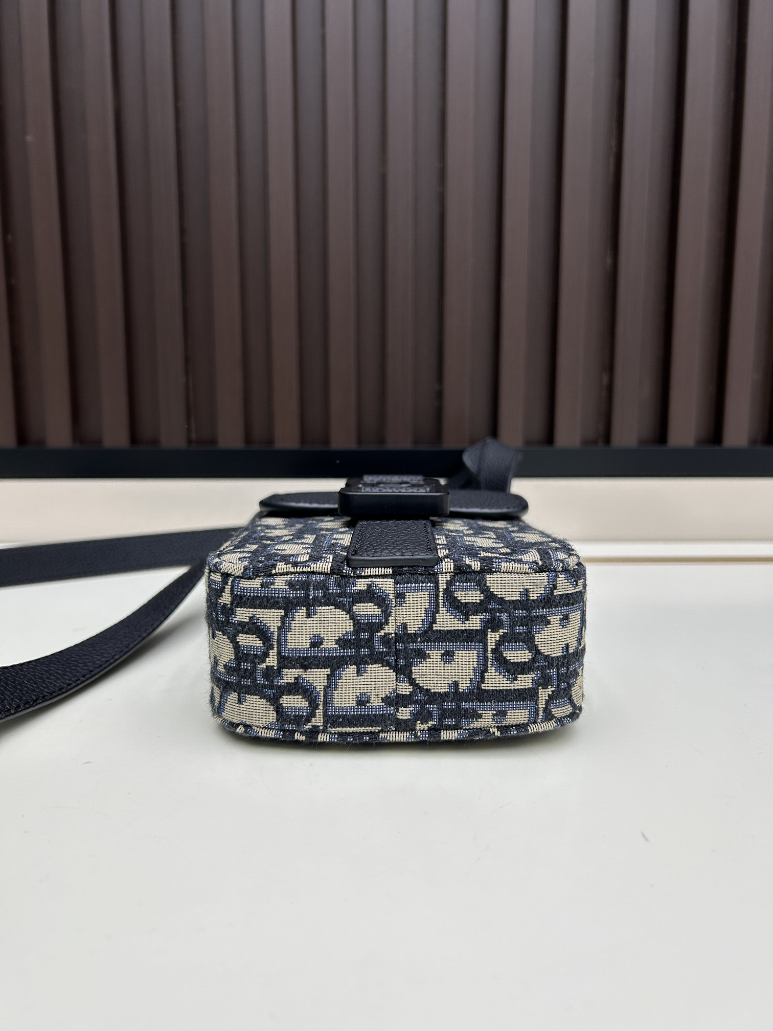 Dior 9042 11x18x3 2cm jj5 2007894 Dior 9042 11x18x3 2cm jj5 2007894