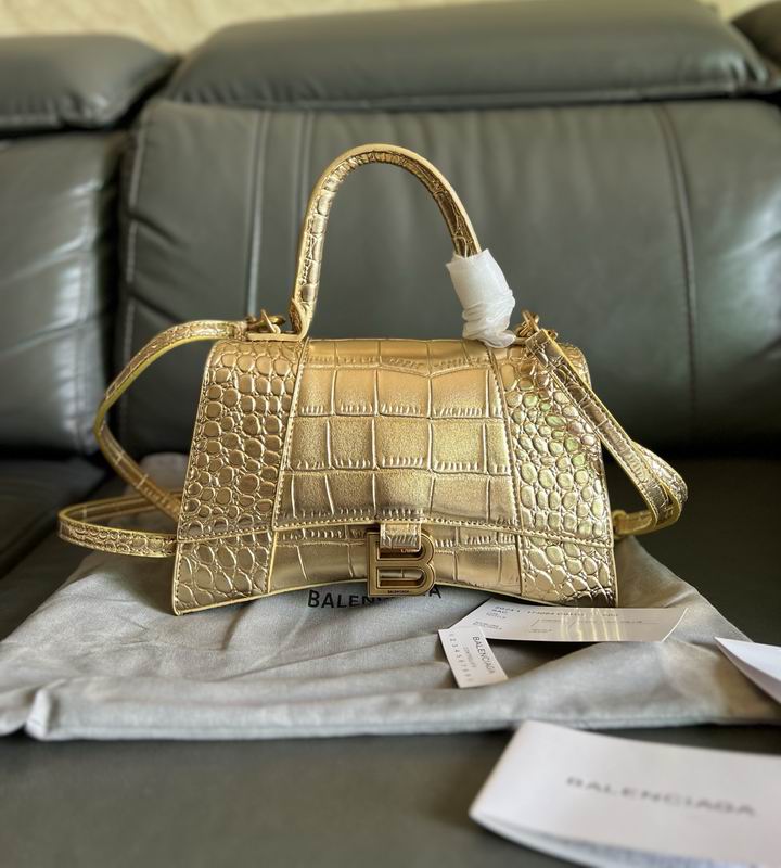 Hourglass M14x10x23cm S13x8x19cm YT (1) 1994580 Hourglass M14x10x23cm S13x8x19cm YT (1) 1994580