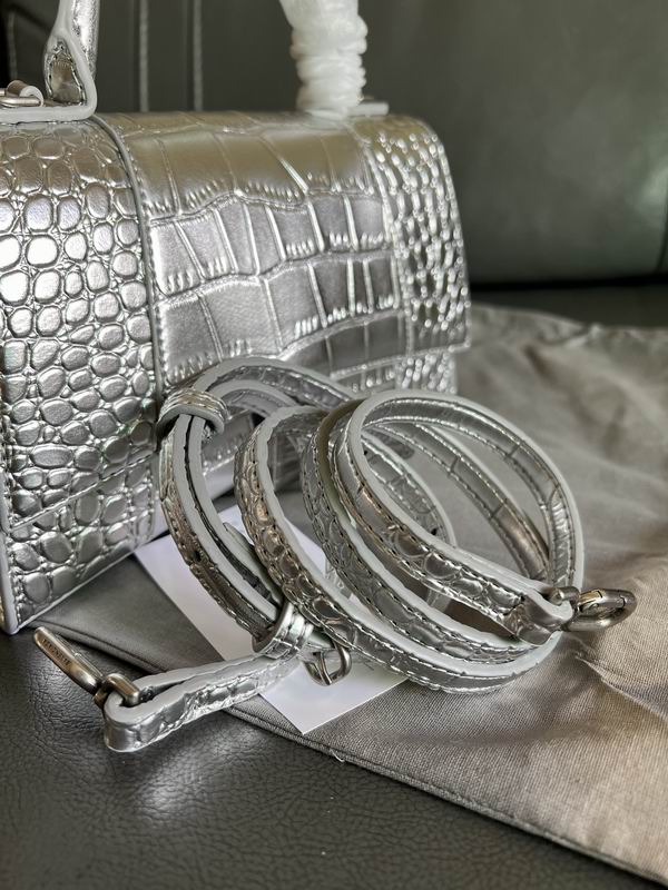 Hourglass M14x10x23cm S13x8x19cm YT (23) 1994558 Hourglass M14x10x23cm S13x8x19cm YT (23) 1994558